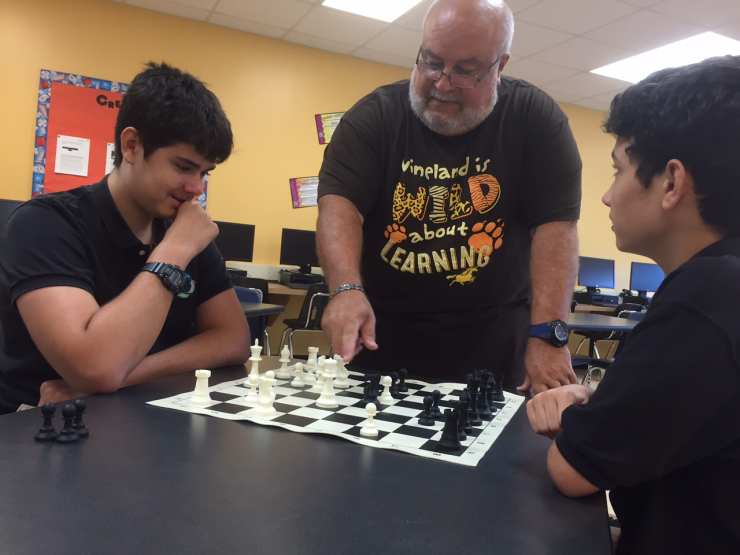 Chess in the movies: Critical Thinking - a fine film by John Leguizamo